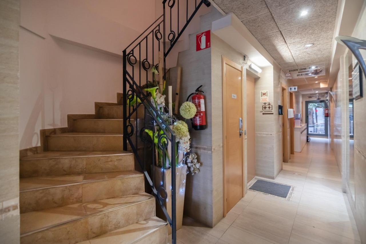 Hostal House Barcelona Exterior foto